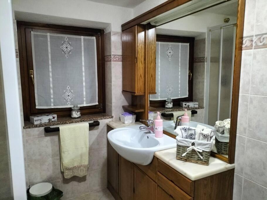 Appartamento Di Montagna Lo Grop Chambave Exterior foto